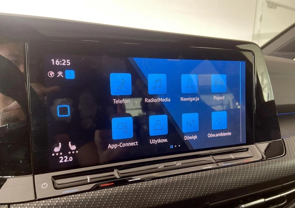 Volkswagen Golf cena 149900 przebieg: 20000, rok produkcji 2023 z Września małe 436